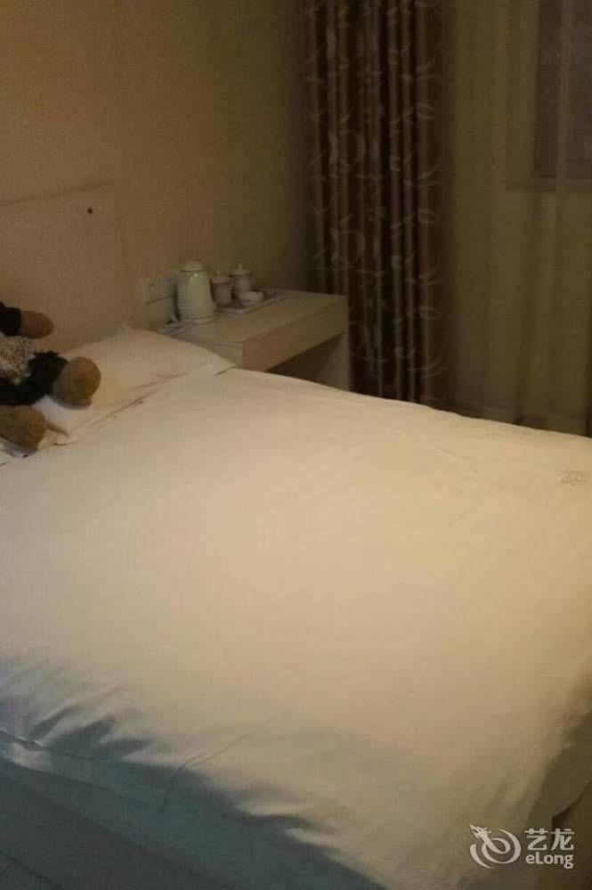 Luoyang Love Me Fashion Hotel Eksteriør bilde